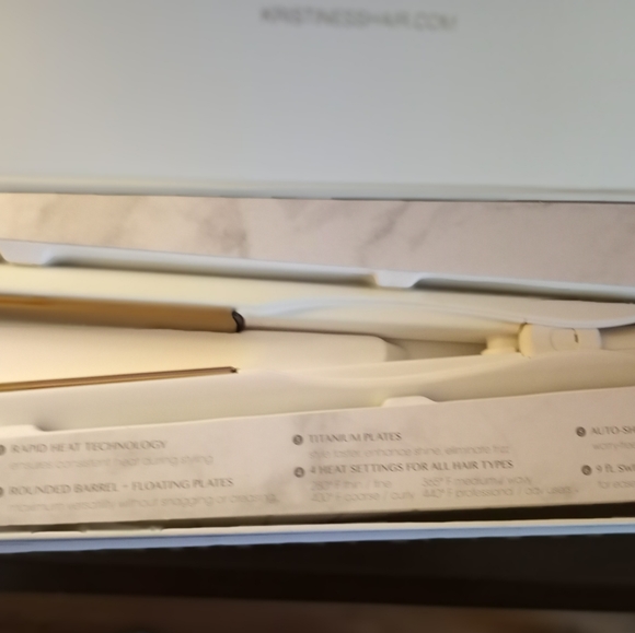 Flat Iron - Picture 1 of 2